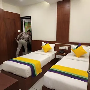 Fathima Palace *** Kozhikode